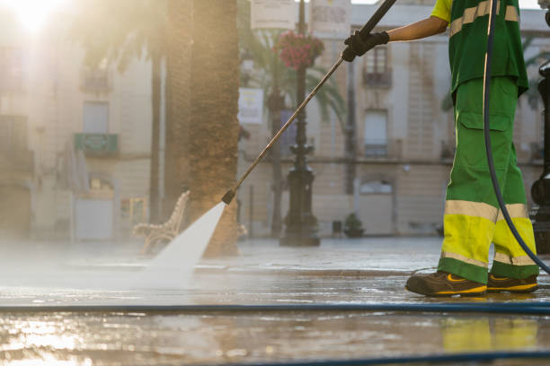 Best Commercial Pressure Washing  in Hollywood, FL
