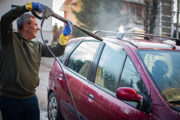Best Pressure Washing Siding  in Hollywood, FL